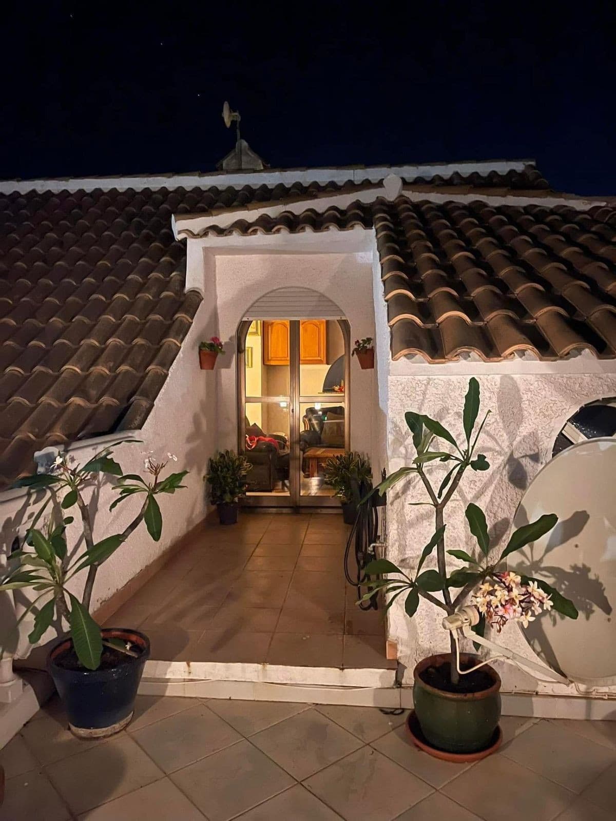 Detached Villa in El Faro — photo 4 of 10