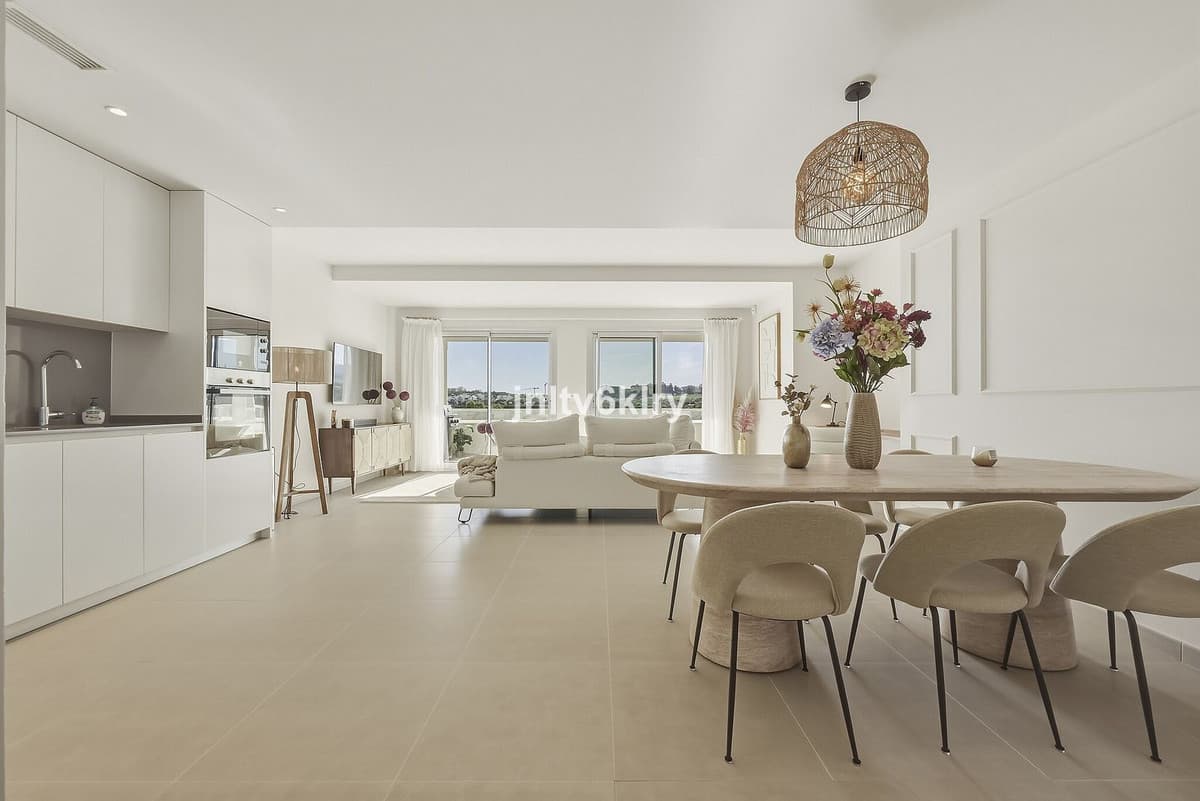 Middle Floor Apartment in Cancelada — photo 2 of 10