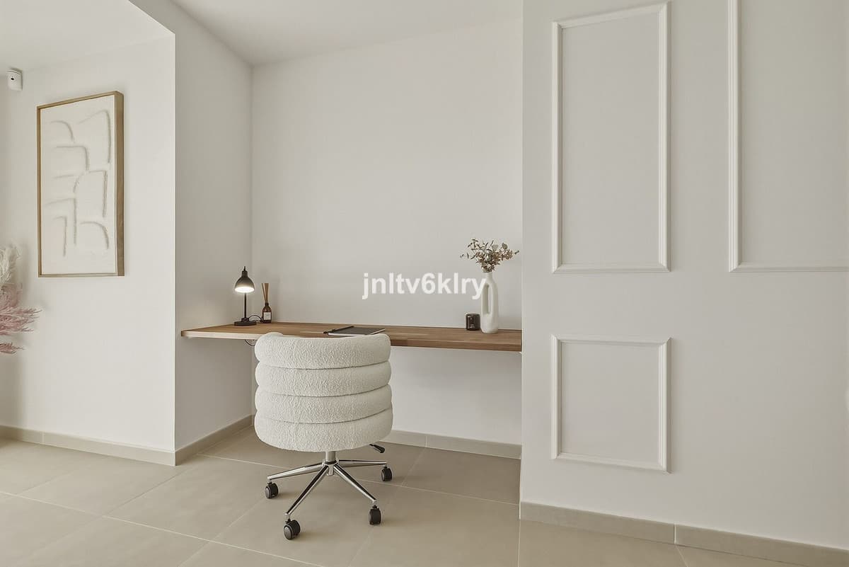 Middle Floor Apartment in Cancelada — photo 9 of 10