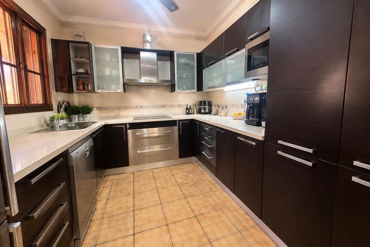 Semi-Detached House in Nueva Andalucía — photo 6 of 10