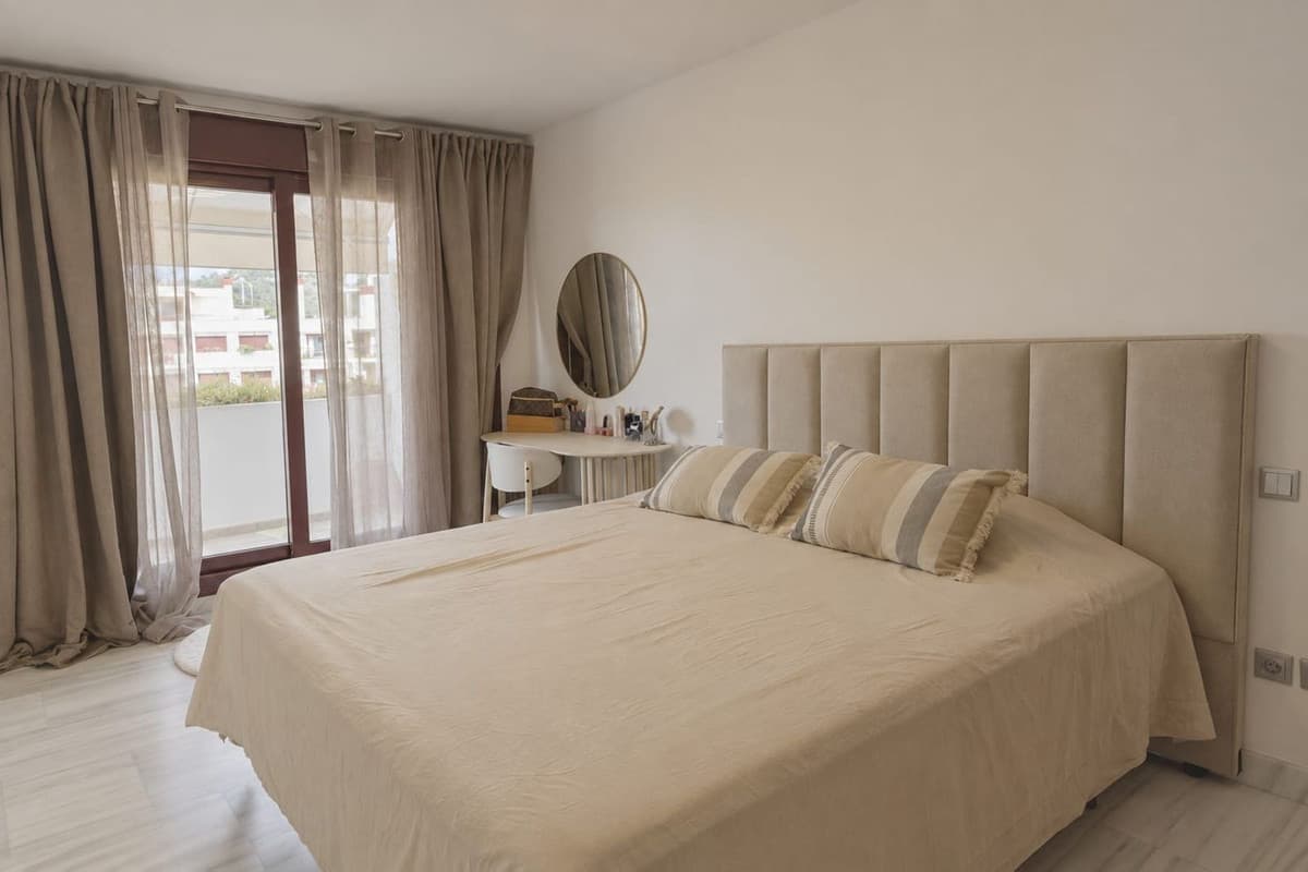 Penthouse Duplex in Benahavís — photo 6 of 10