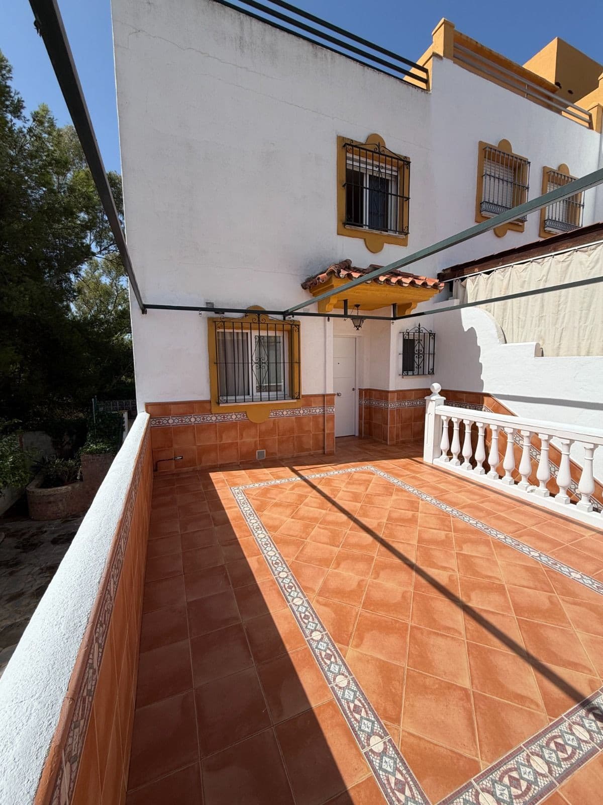 Semi-Detached House in Marbella — photo 3 of 10