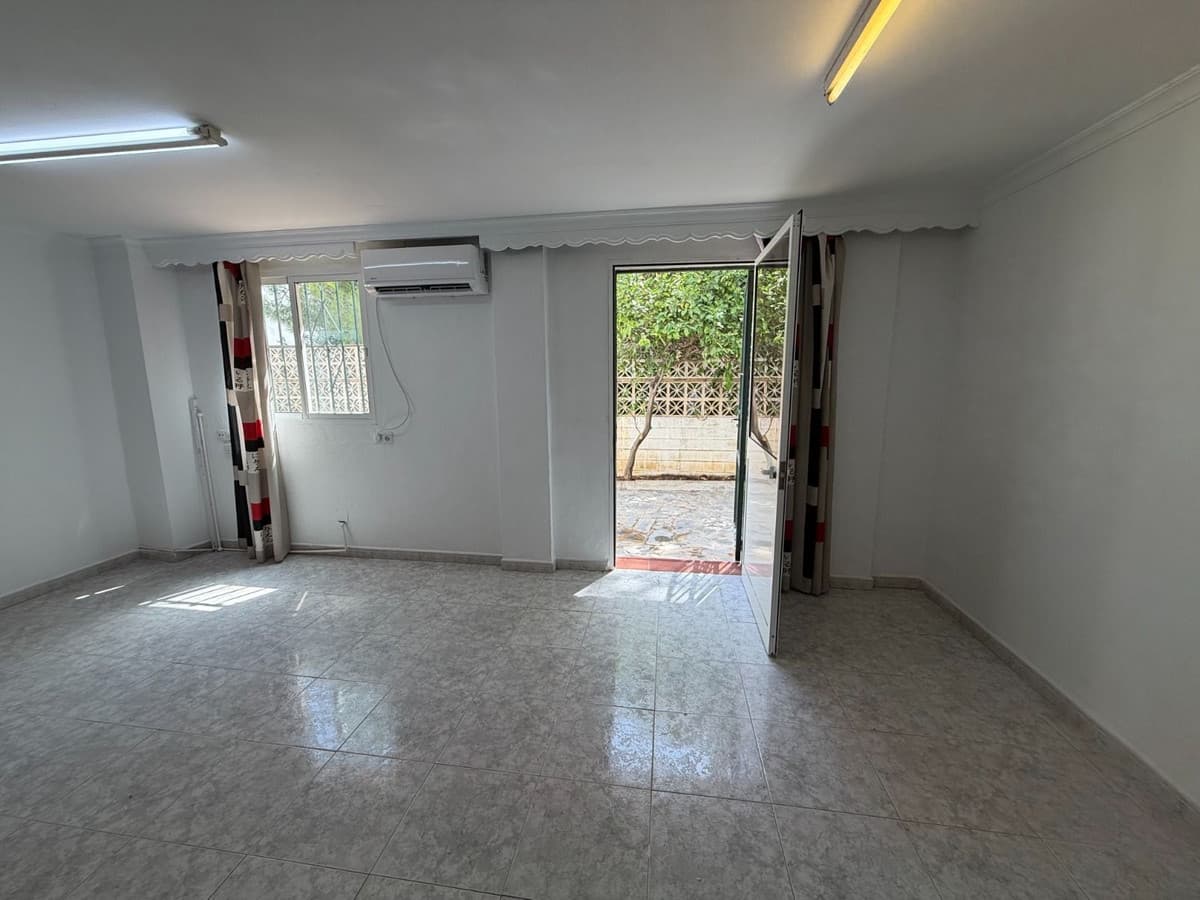 Semi-Detached House in Marbella — photo 4 of 10