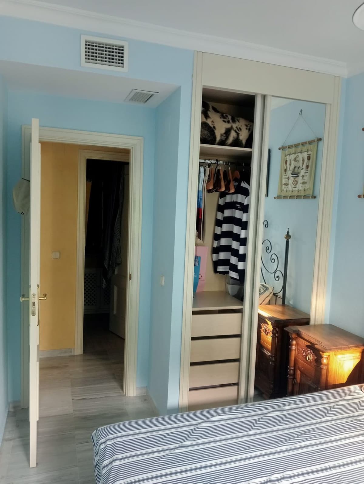 Middle Floor Apartment in Marbella — photo 4 of 10