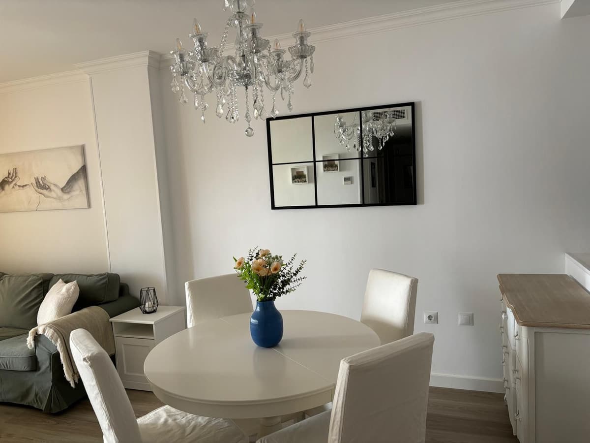 Middle Floor Apartment in Marbella — photo 8 of 10