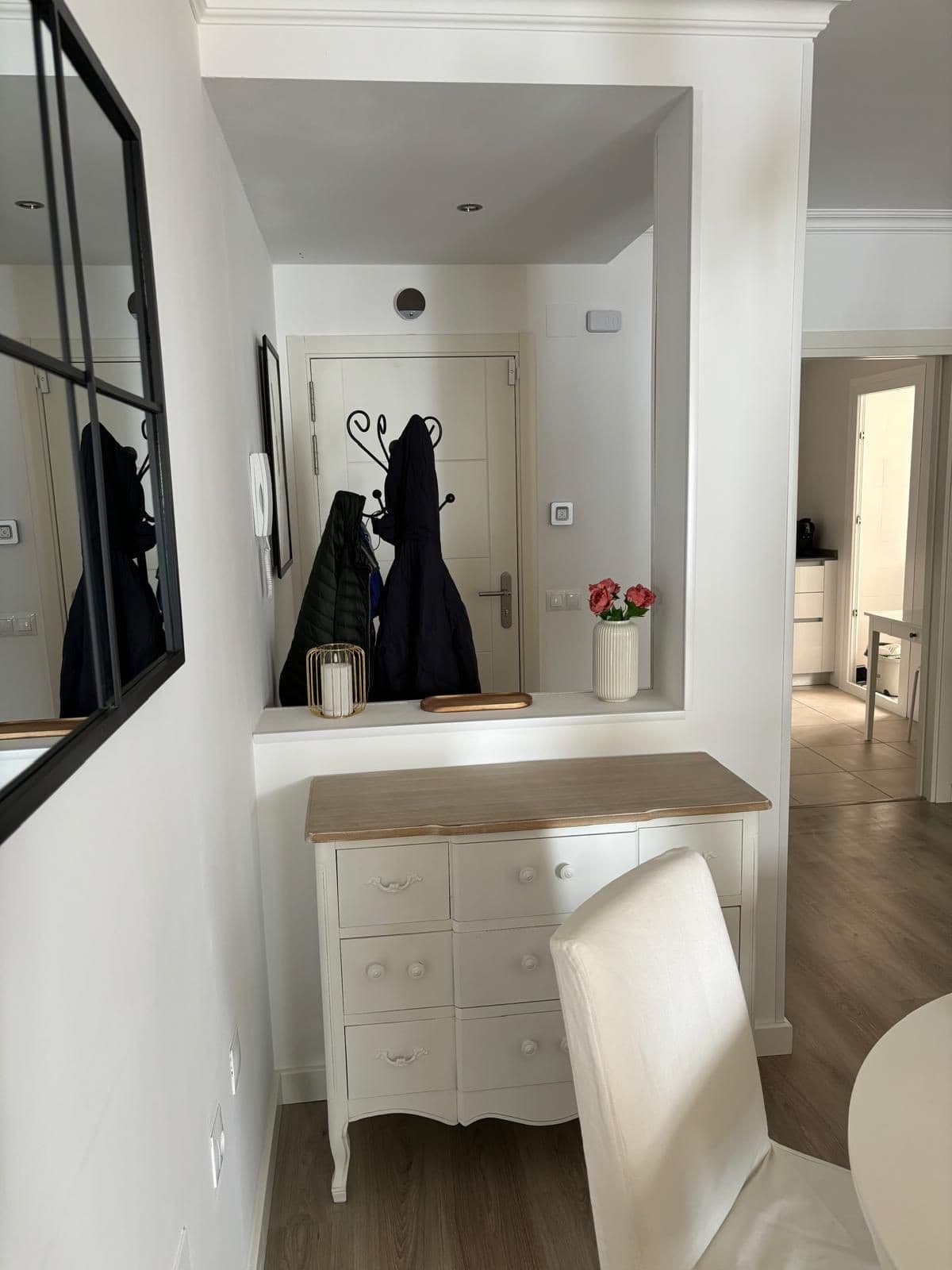 Middle Floor Apartment in Marbella — photo 10 of 10
