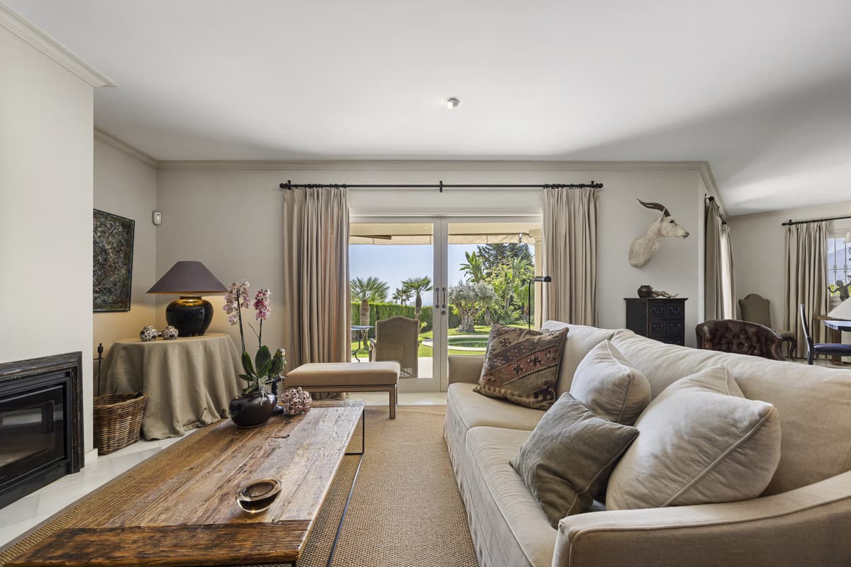 Detached Villa in Marbella — photo 4 of 10