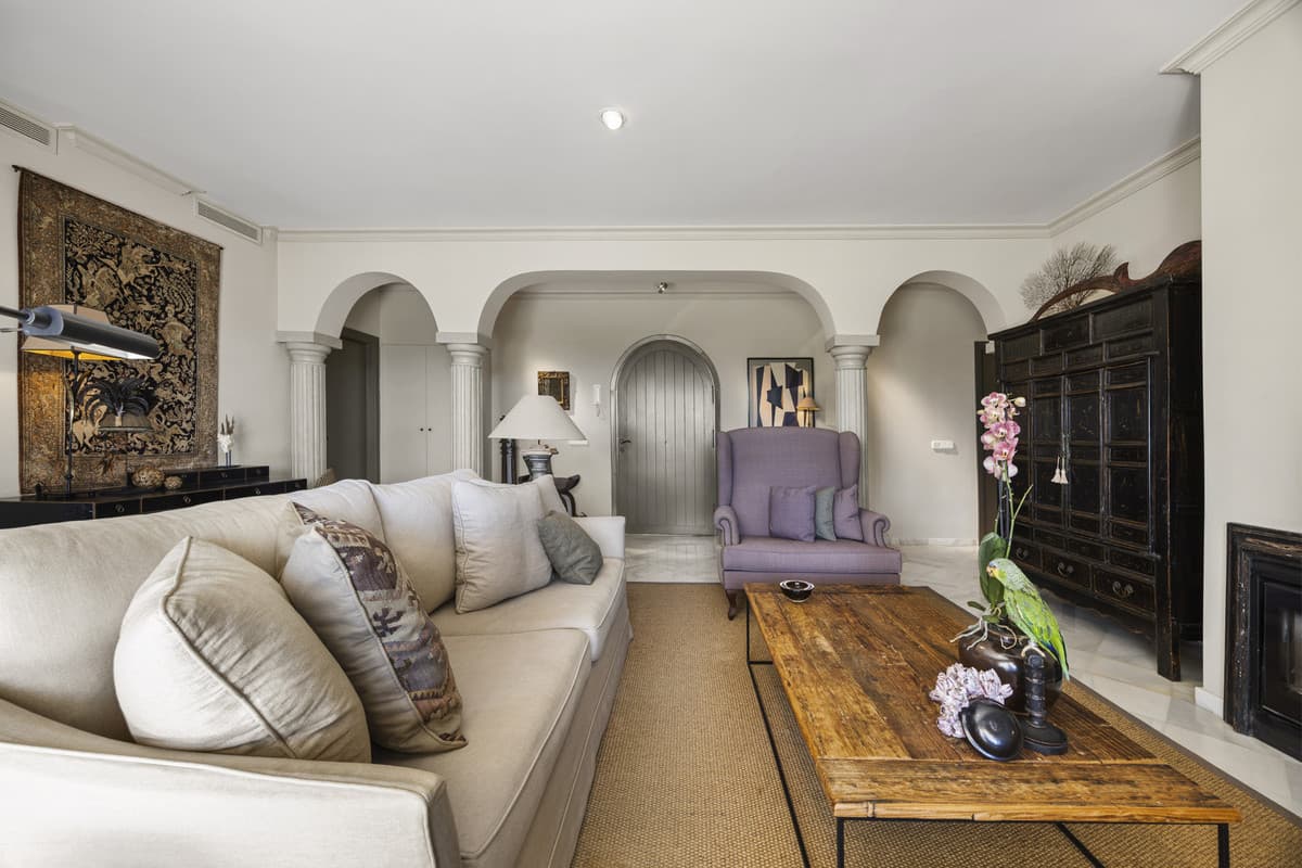 Detached Villa in Marbella — photo 6 of 10