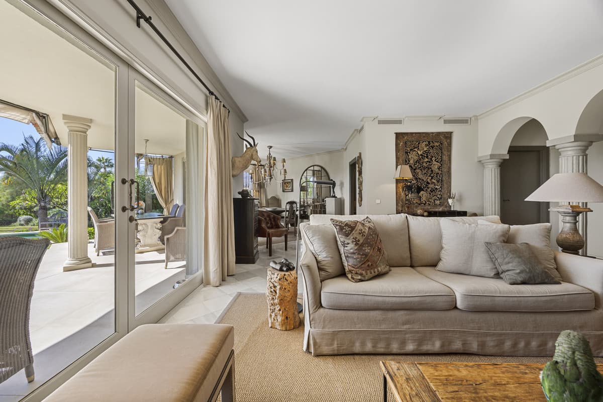 Detached Villa in Marbella — photo 7 of 10