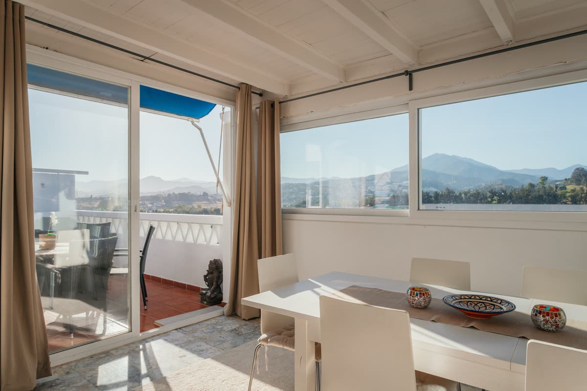 Penthouse in La Campana — photo 9 of 10