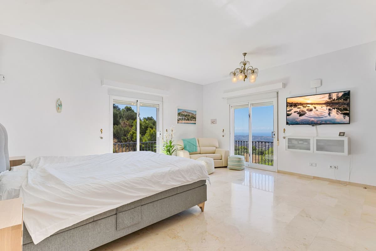 Detached Villa in Valtocado — photo 9 of 10