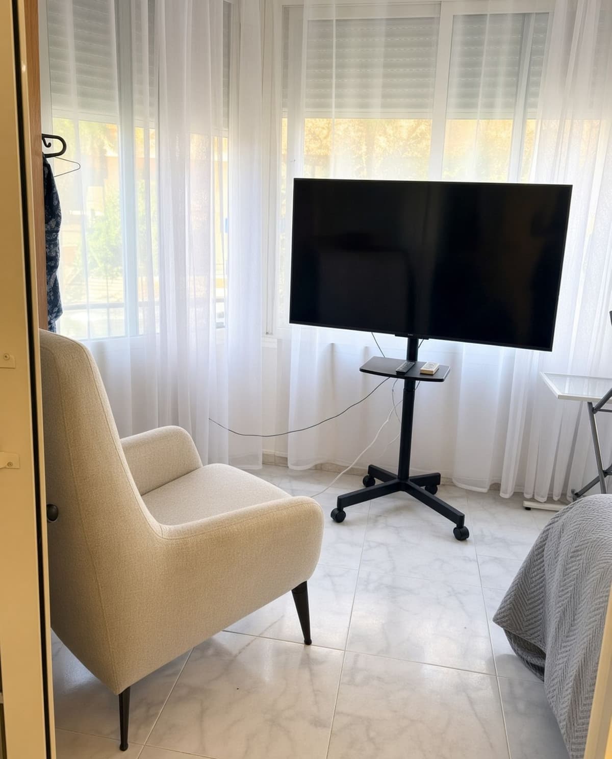 Middle Floor Apartment in Marbella — photo 6 of 9