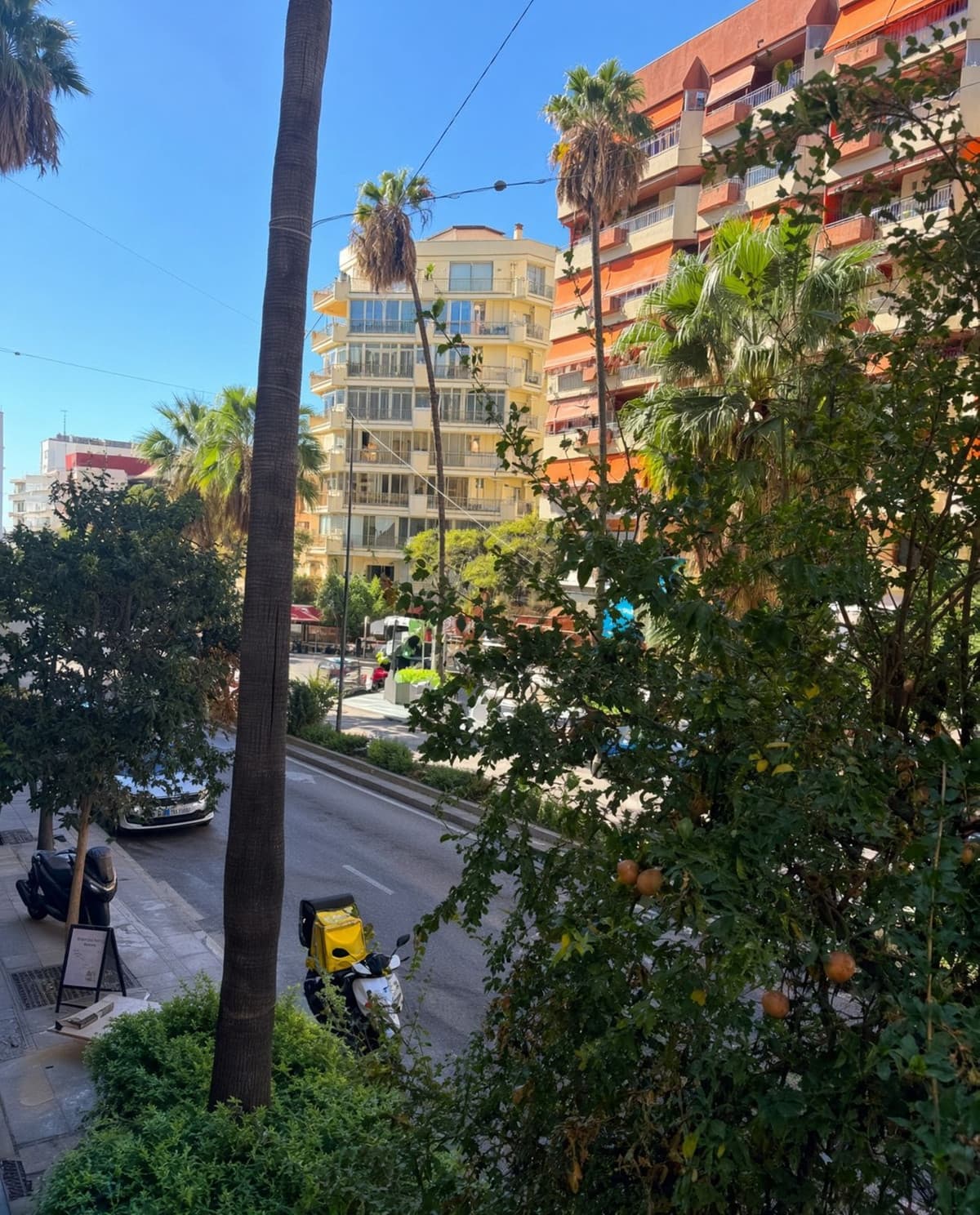 Middle Floor Apartment in Marbella — photo 9 of 9