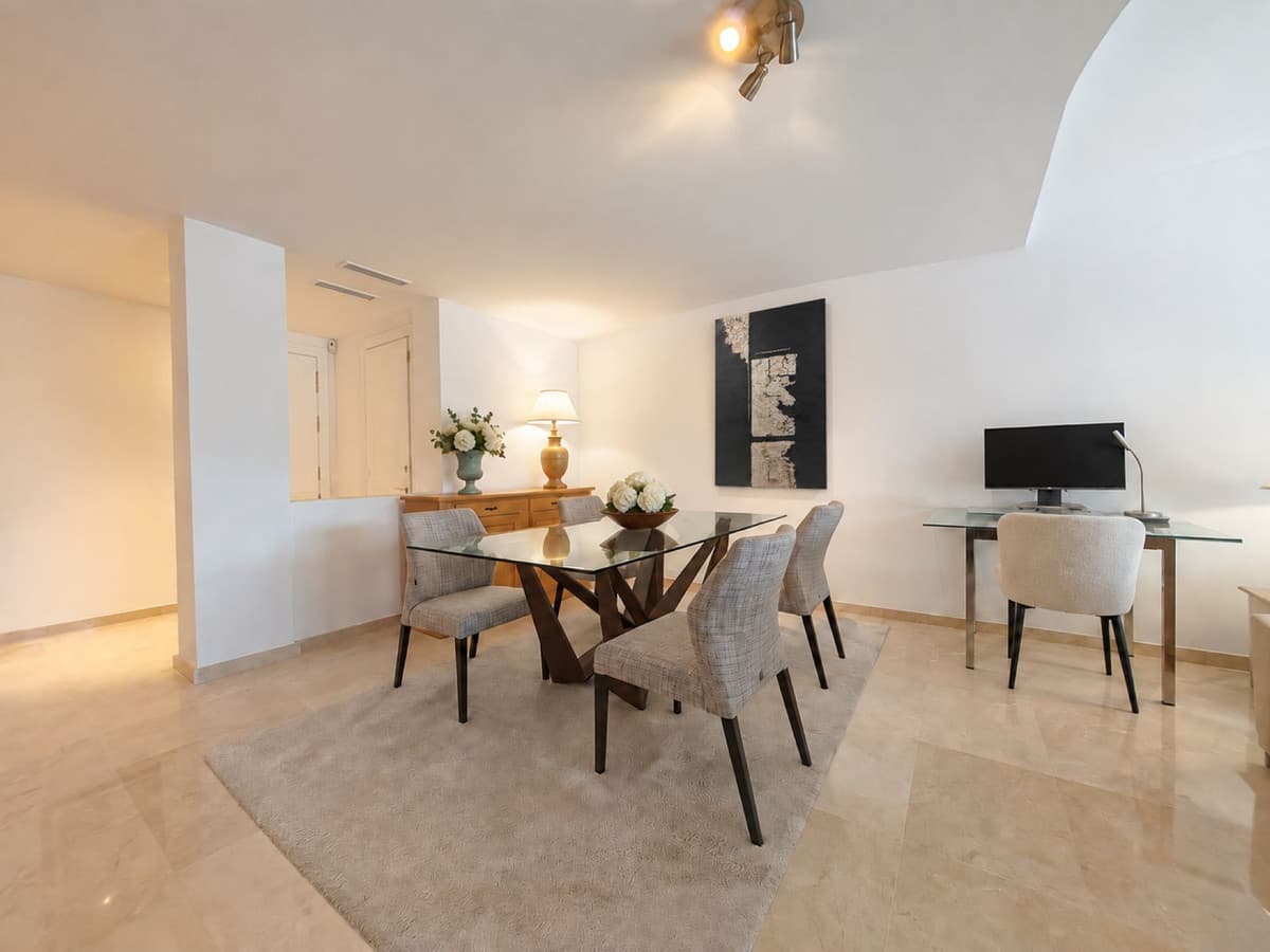 Middle Floor Apartment in Río Real — photo 3 of 10