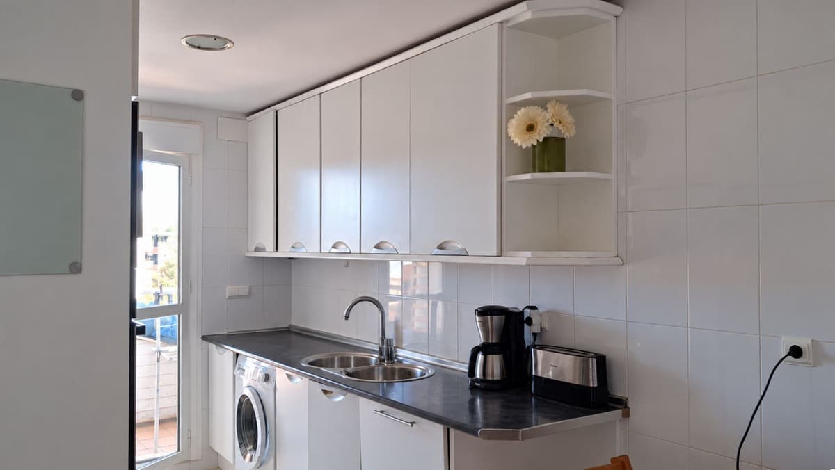 Ground Floor Apartment in Miraflores — photo 7 of 10