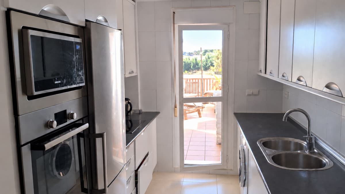 Ground Floor Apartment in Miraflores — photo 9 of 10
