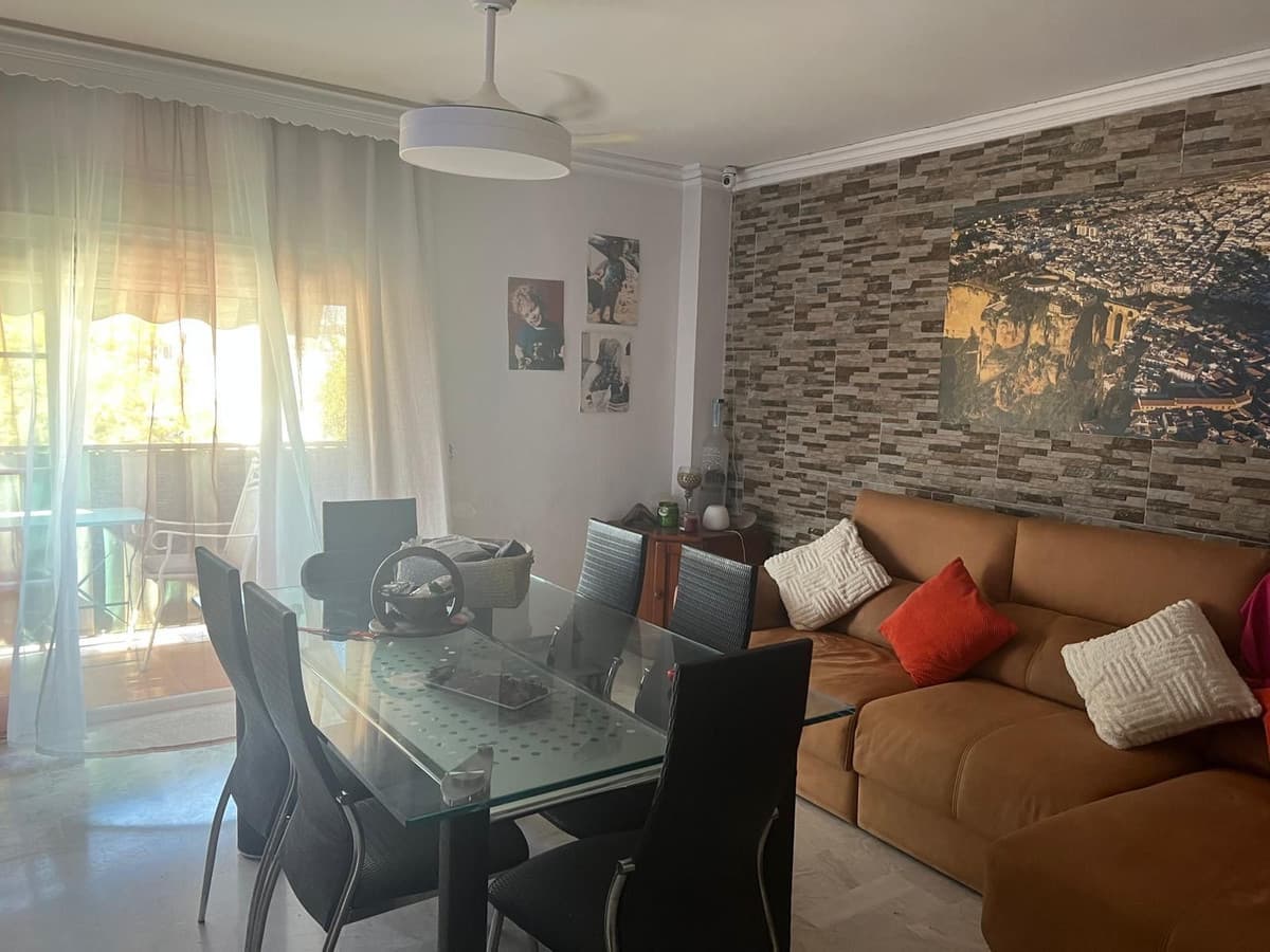 Top Floor Apartment in San Pedro de Alcántara — photo 2 of 10