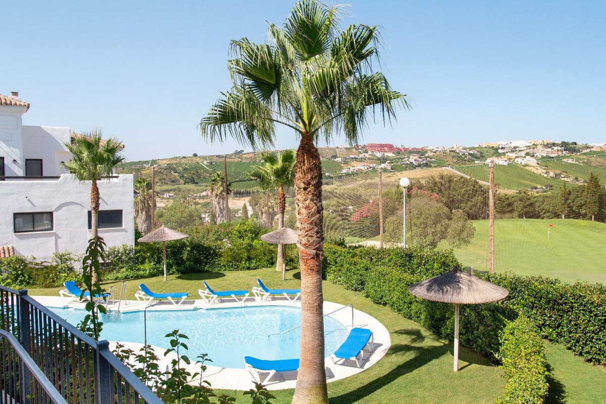 Ground Floor Apartment in Casares — photo 4 of 10