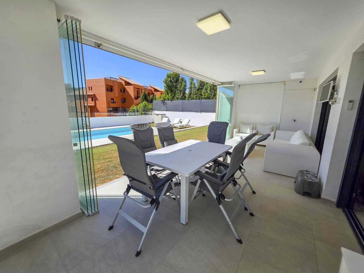 Detached Villa in La Duquesa — photo 7 of 10