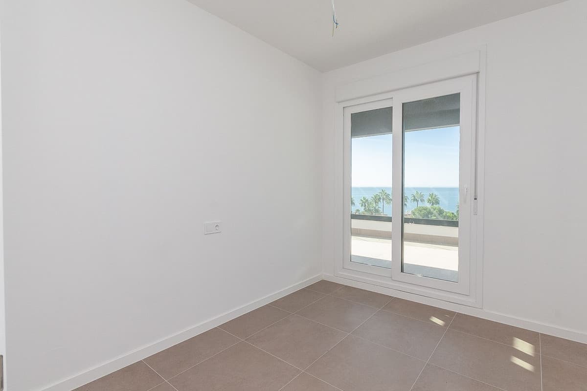 Penthouse in El Chaparral — photo 8 of 10