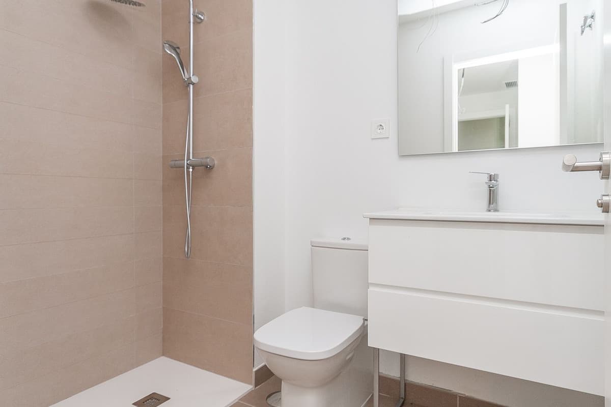Middle Floor Apartment in El Chaparral — photo 6 of 10