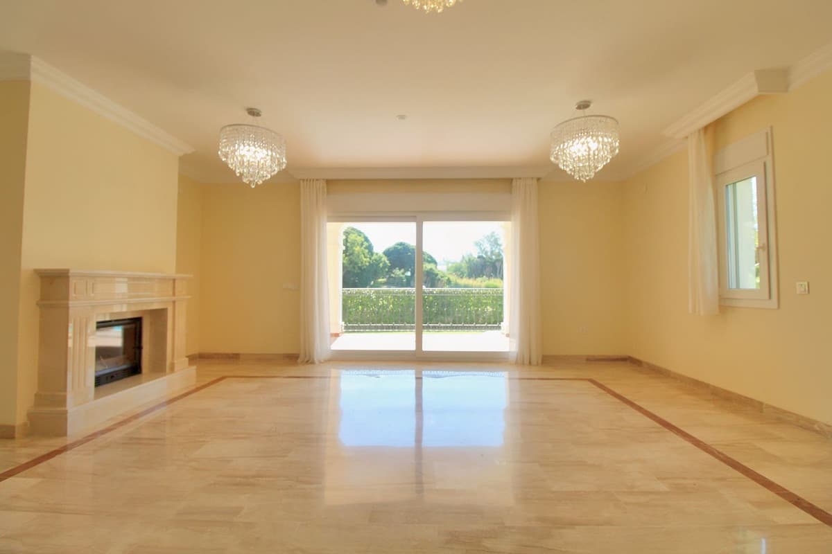 Detached Villa in Guadalmina Alta — photo 10 of 10