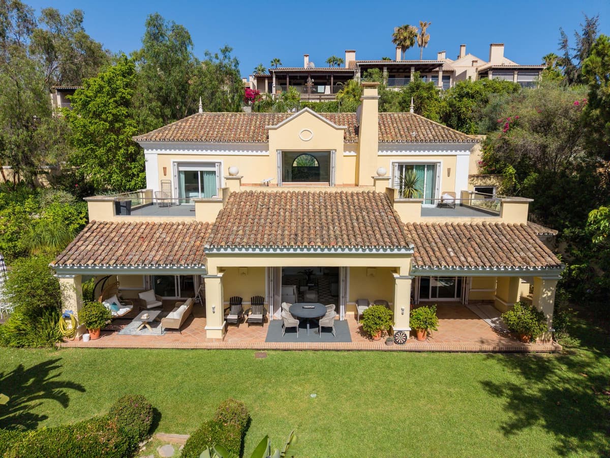 Detached Villa in La Quinta — photo 4 of 10