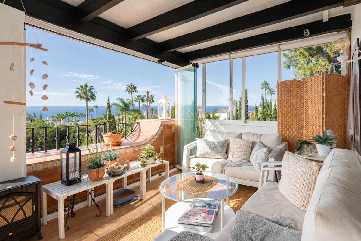 Penthouse in El Paraiso — photo 1 of 10