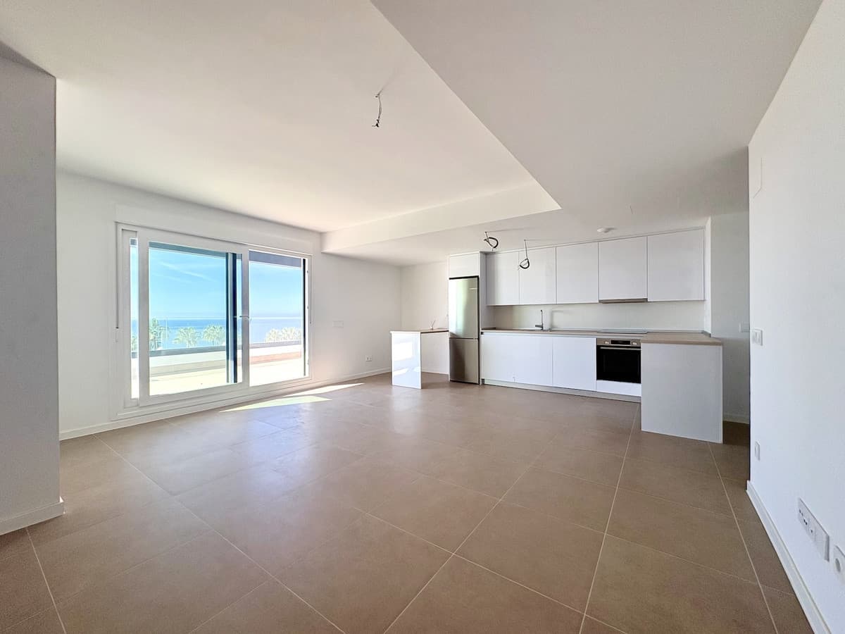 Penthouse in Mijas Costa — photo 3 of 10