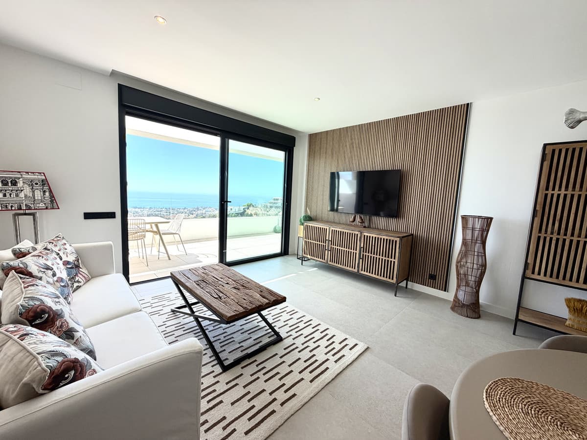 Middle Floor Apartment in Marbella — photo 10 of 10