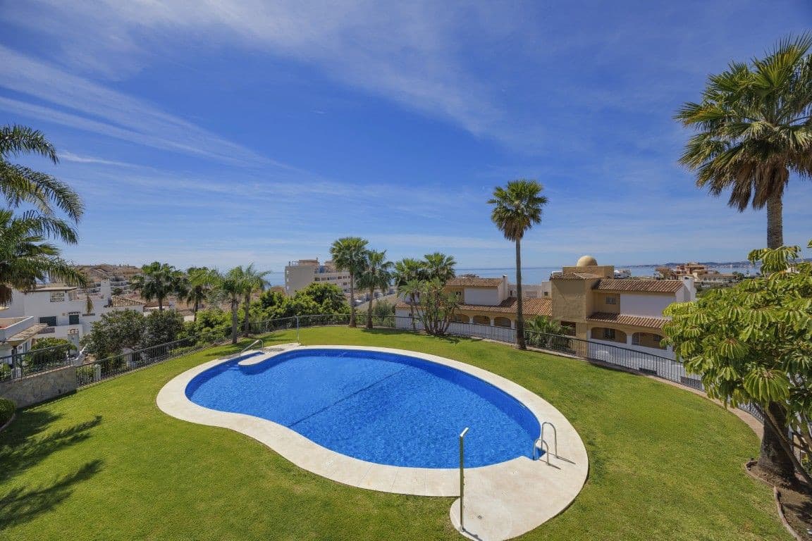 Middle Floor Apartment in Benalmadena — photo 5 of 10