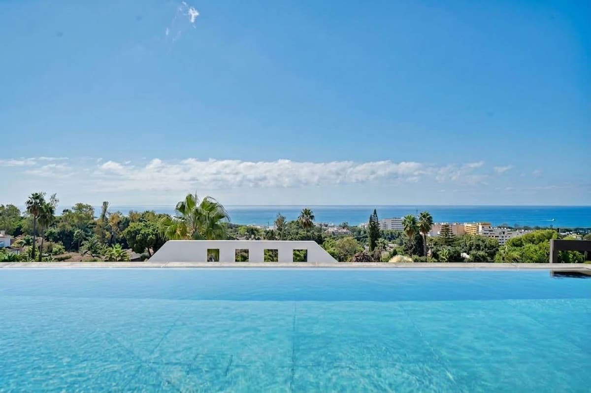 Penthouse Duplex in Marbella — photo 2 of 10