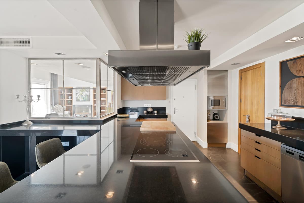Penthouse Duplex in Marbella — photo 9 of 10