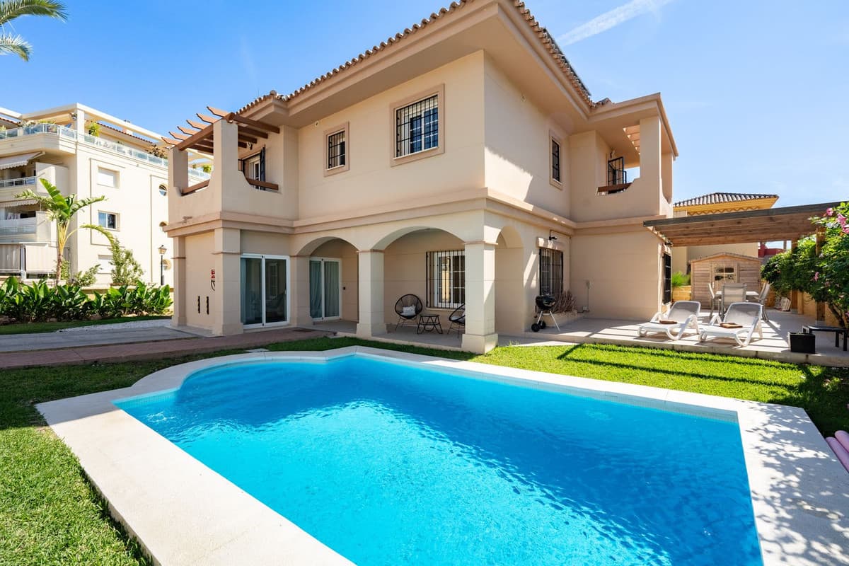 Detached Villa in La Cala Hills — photo 1 of 10