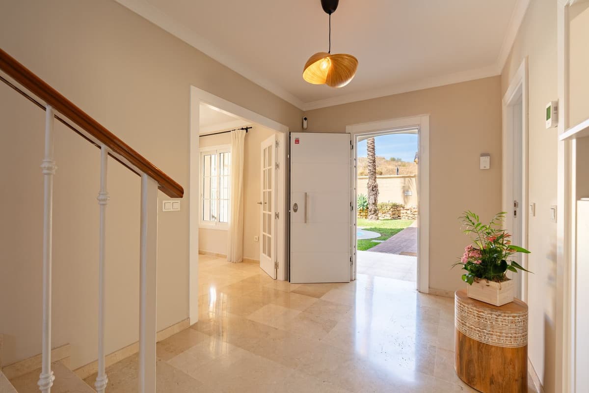 Detached Villa in La Cala Hills — photo 10 of 10