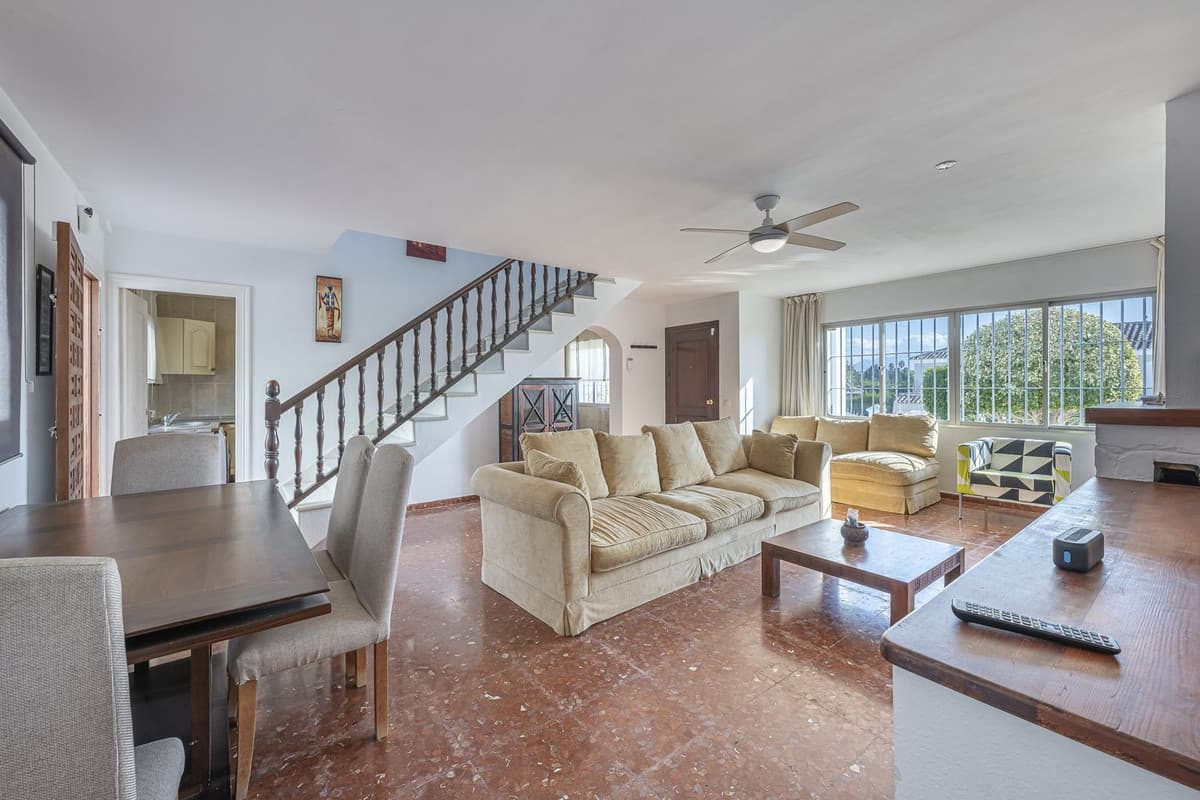 Detached Villa in Estepona — photo 5 of 10