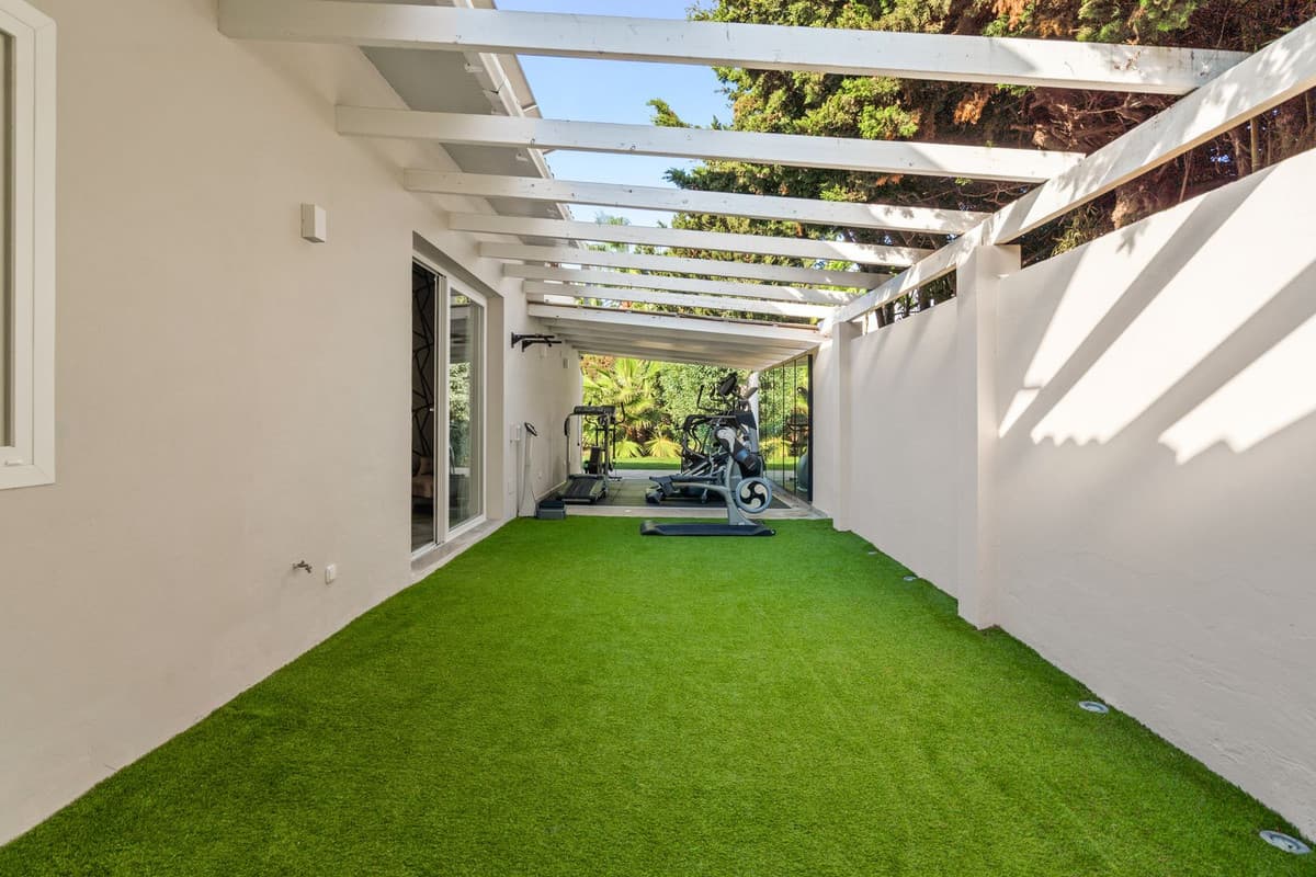 Detached Villa in Estepona — photo 10 of 10