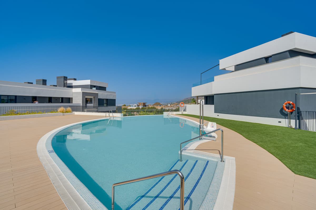 Ground Floor Apartment in Altos de los Monteros — photo 8 of 10