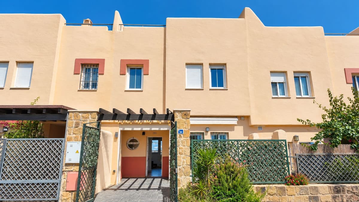 Townhouse in La Cala de Mijas — photo 2 of 10