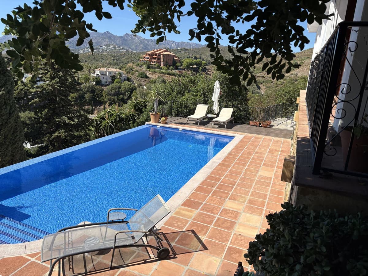 Detached Villa in El Rosario — photo 4 of 10