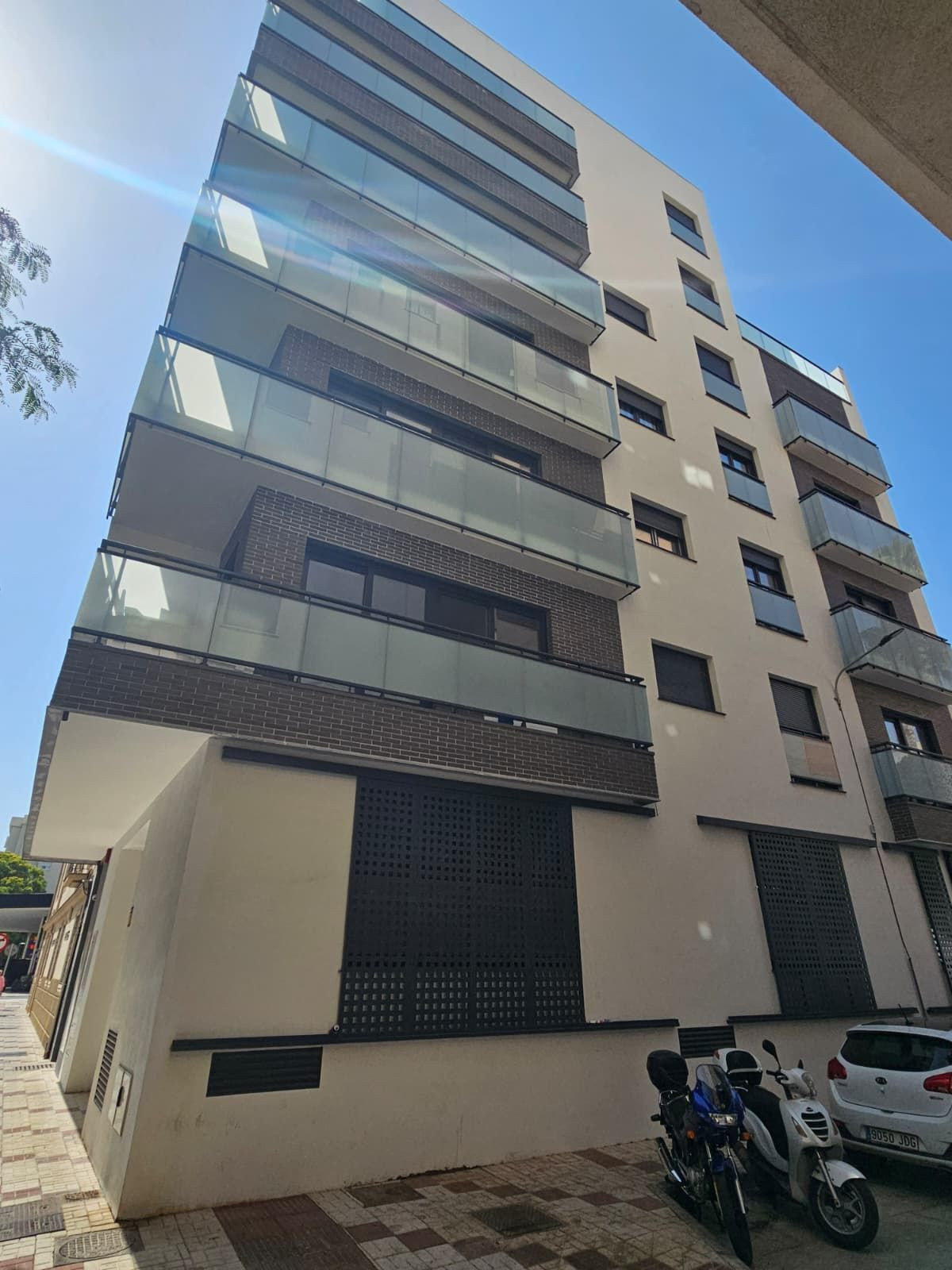 Middle Floor Apartment in Málaga Centro — photo 3 of 10