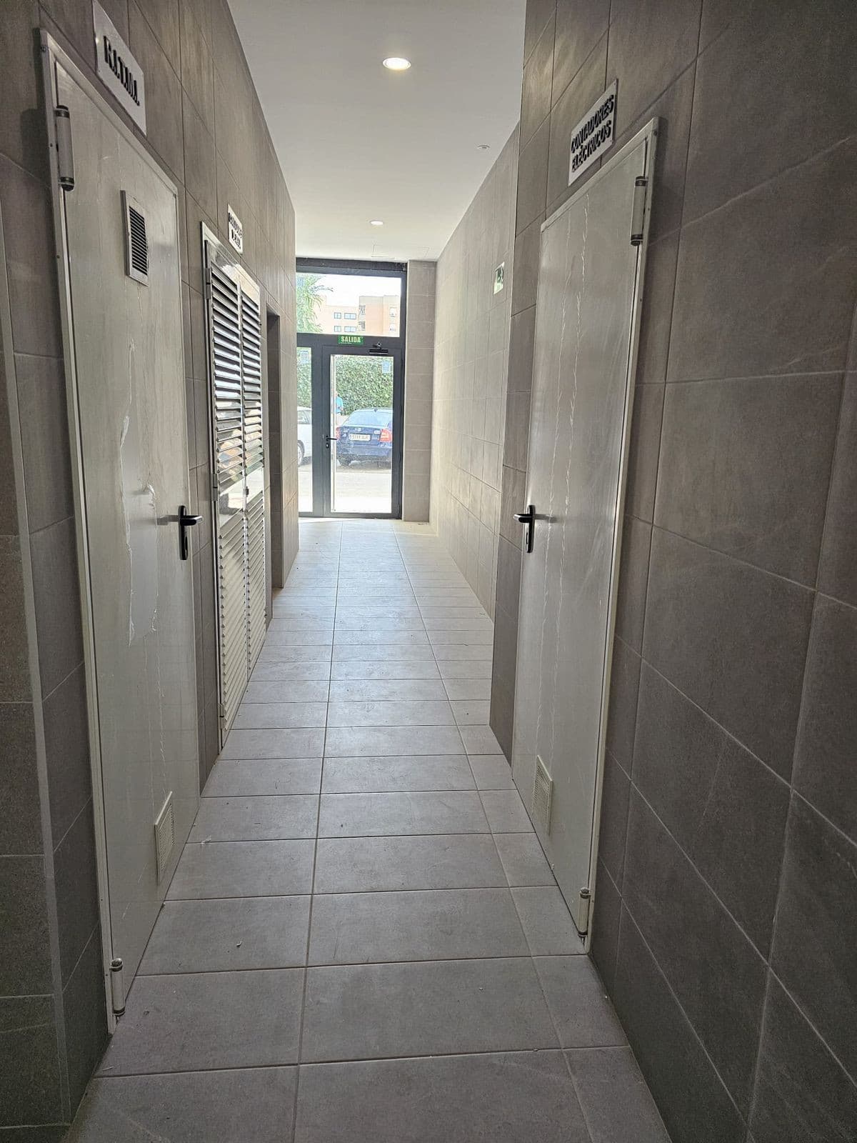 Middle Floor Apartment in Málaga Centro — photo 9 of 10