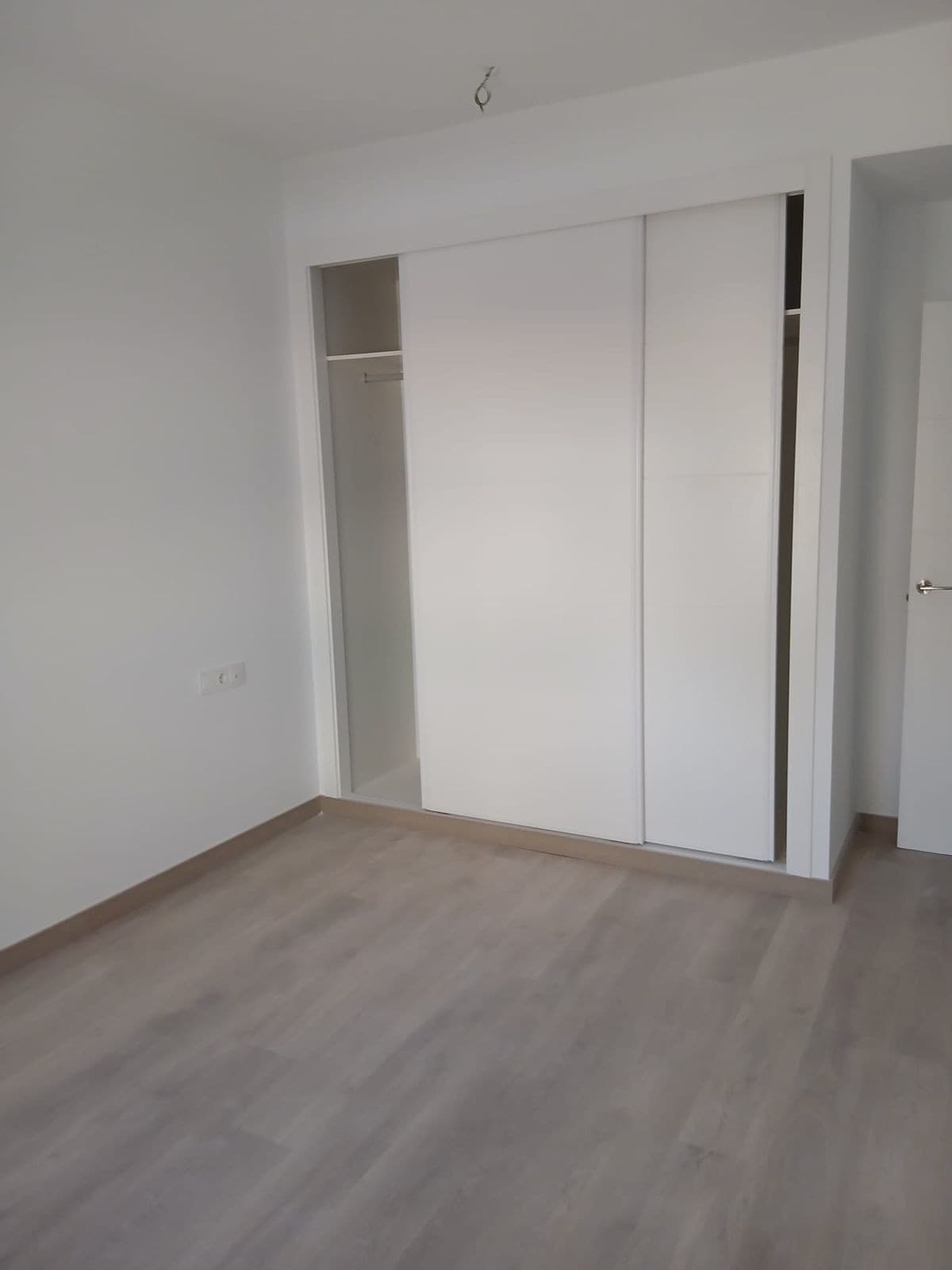 Middle Floor Apartment in Málaga Centro — photo 10 of 10