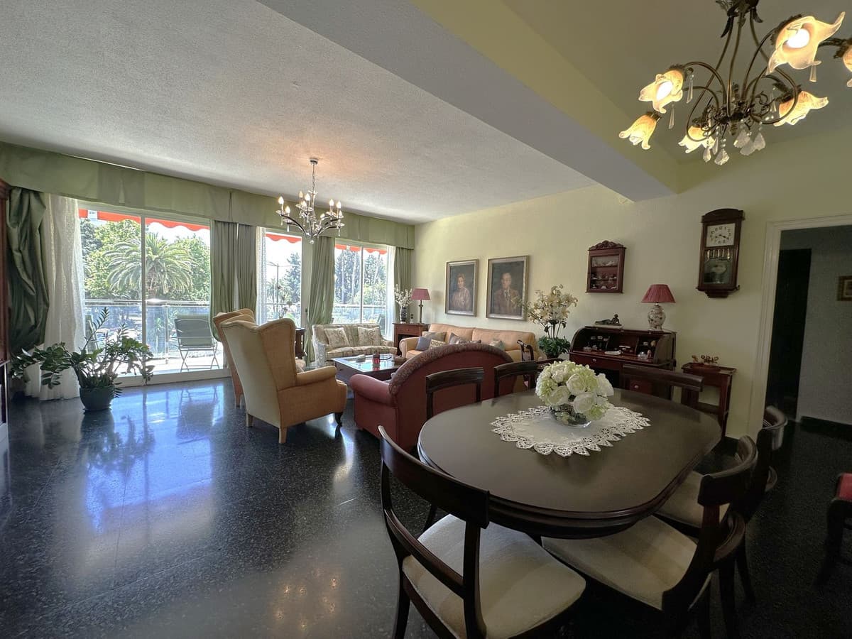 Middle Floor Apartment in Malagueta — photo 4 of 10