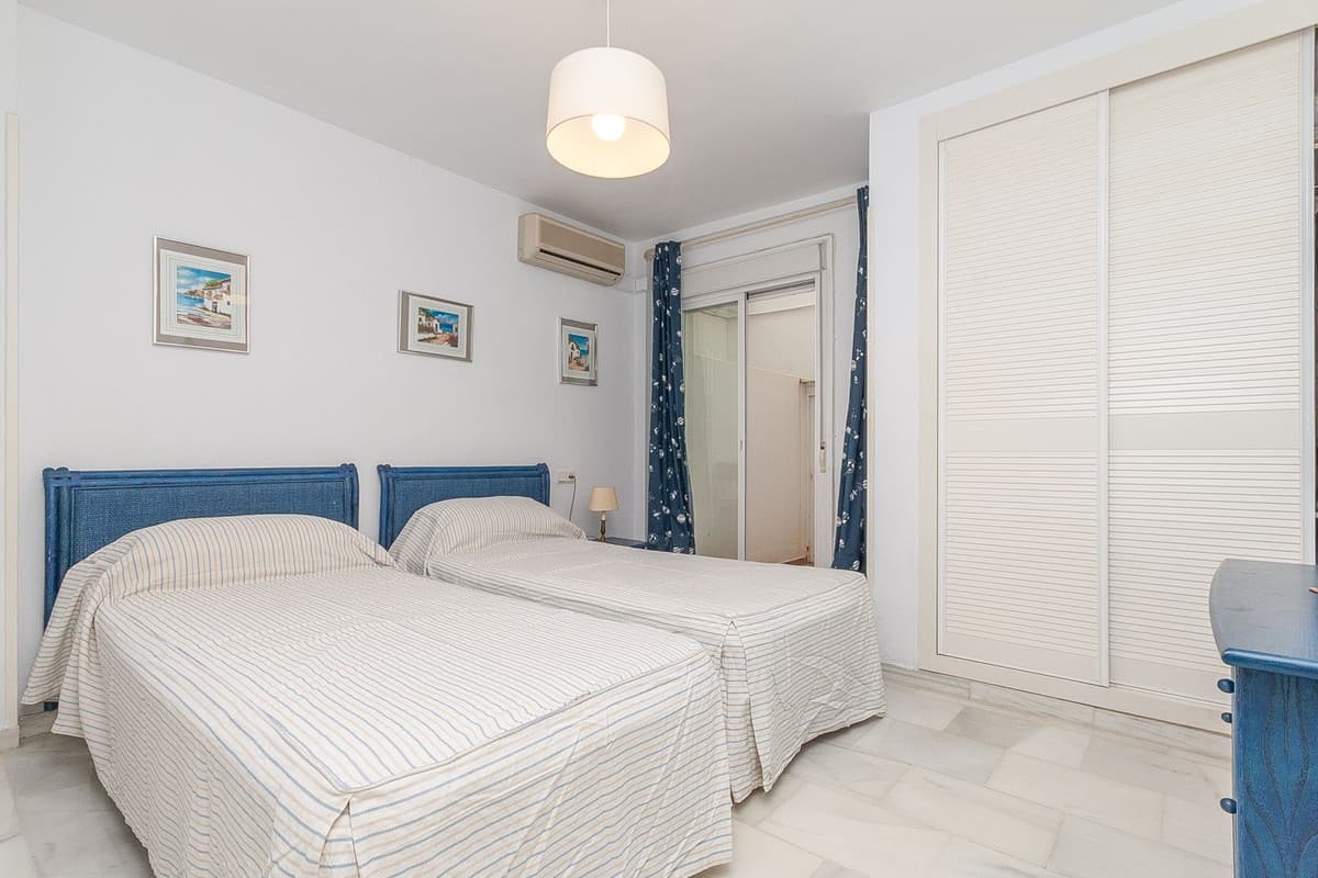 Ground Floor Apartment in Elviria — photo 8 of 10
