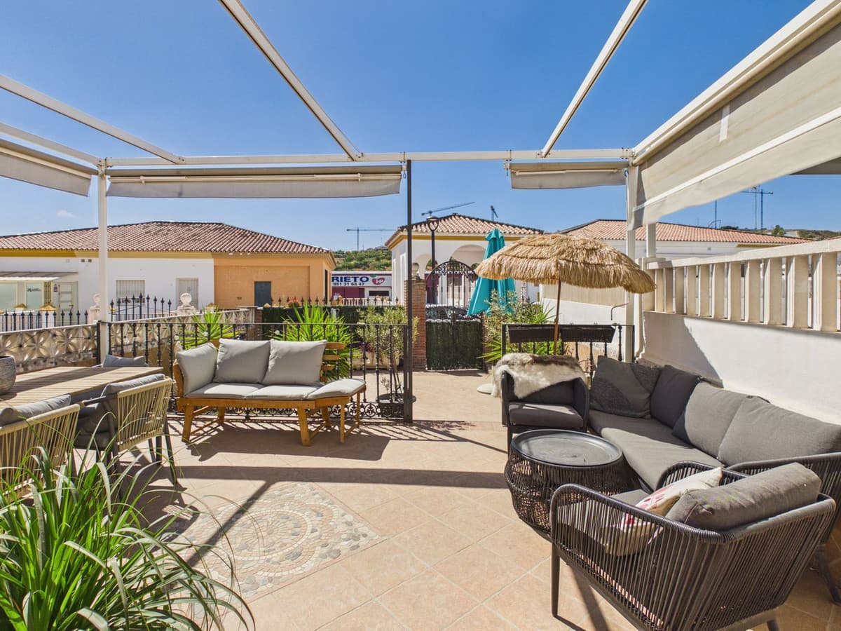 Townhouse in Estepona — photo 10 of 10