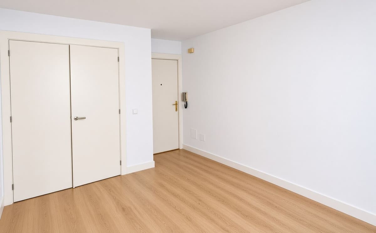 Middle Floor Apartment in Torreguadiaro — photo 8 of 10