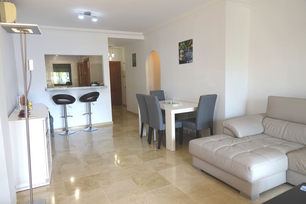 Middle Floor Apartment in Mijas Golf — photo 6 of 10