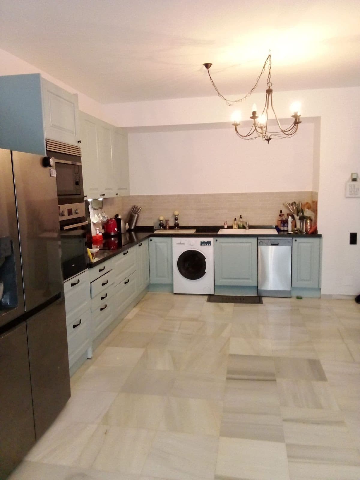 Middle Floor Apartment in El Presidente — photo 5 of 10