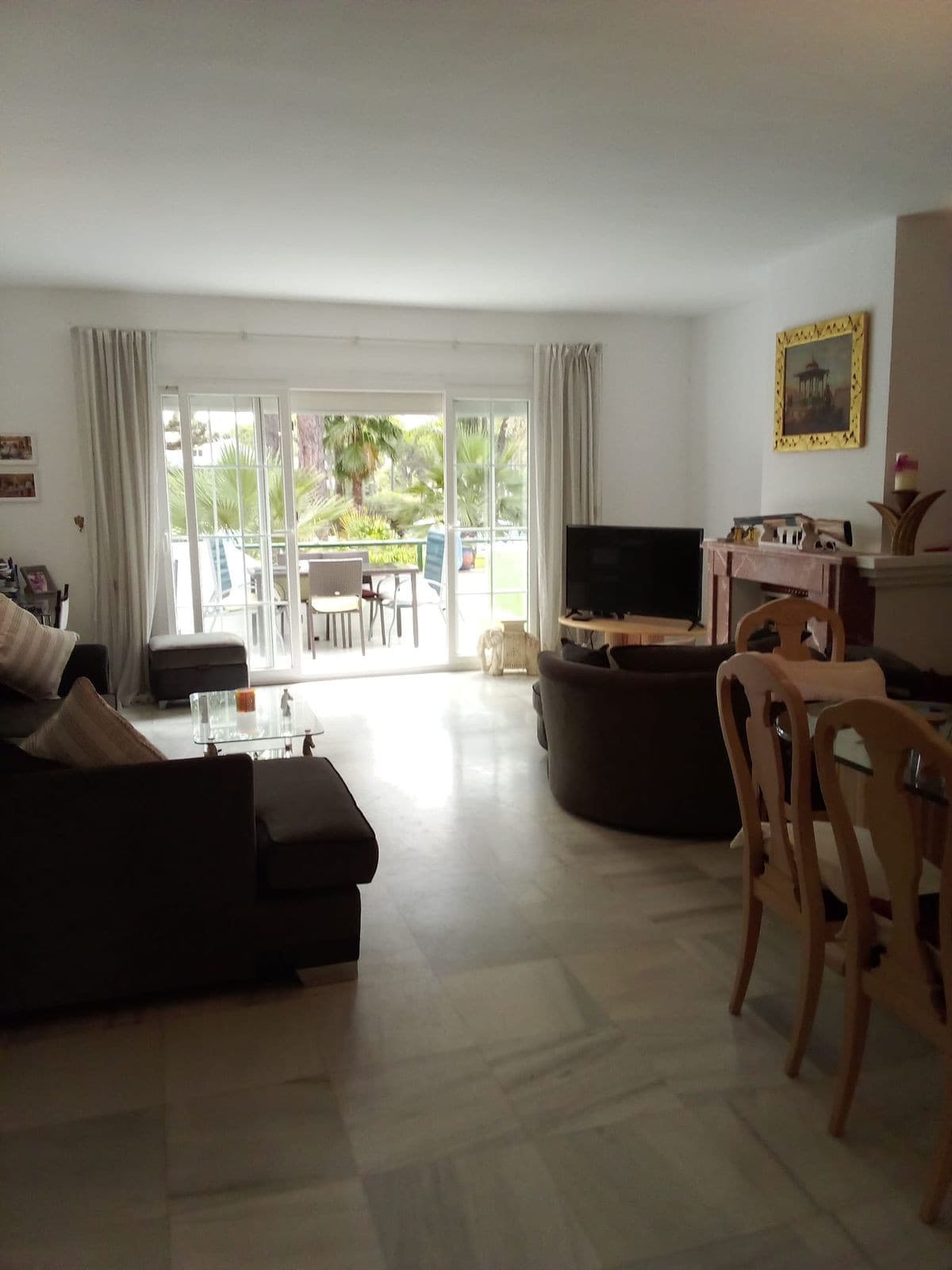Middle Floor Apartment in El Presidente — photo 6 of 10